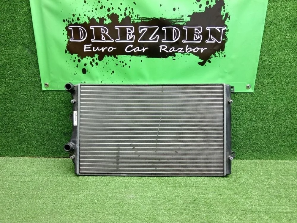 Радиатор охлаждения Volkswagen Passat B7 (2010—2015)