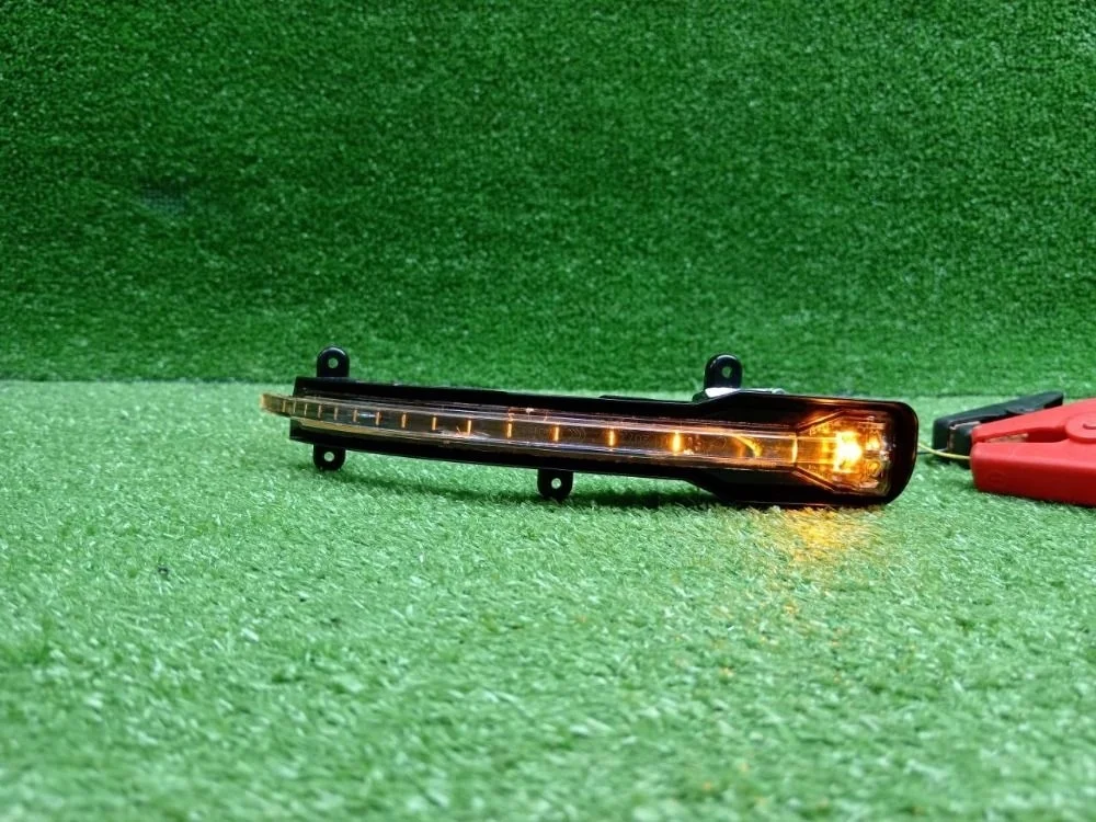 Повторитель в зеркало Audi Q5 I (2008—2012)