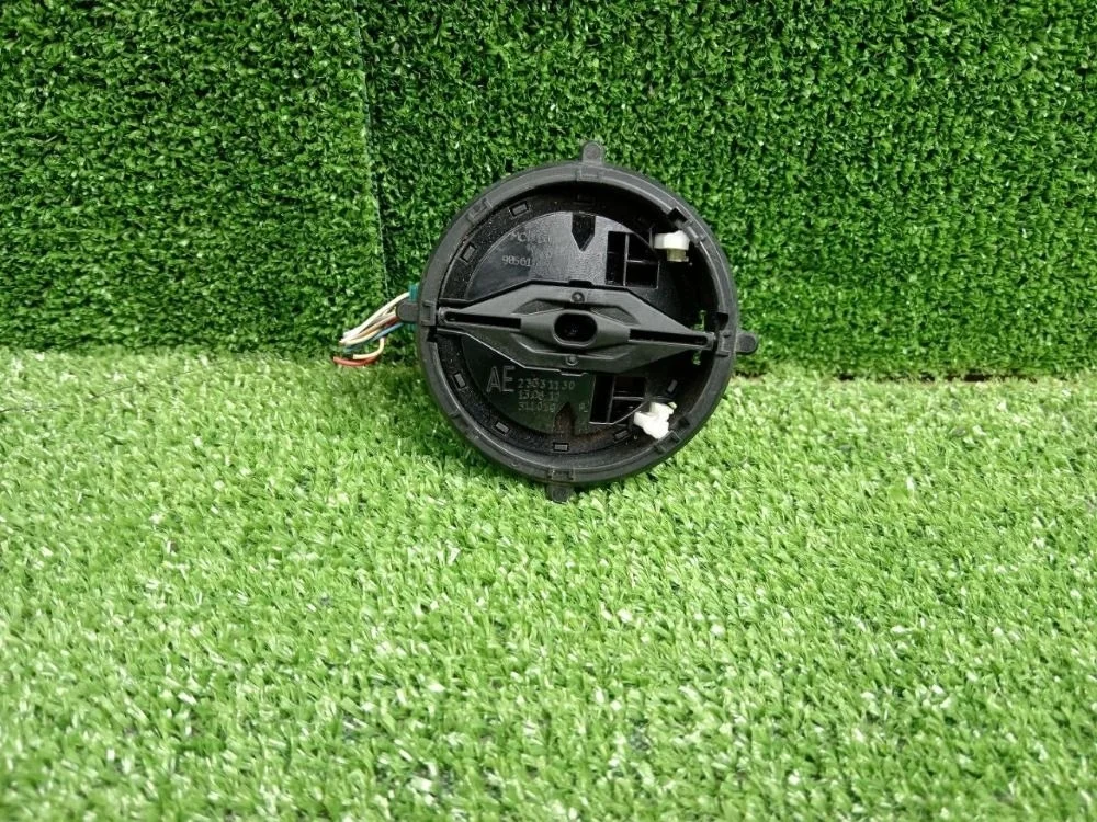 Моторчик регулировки зеркала левый Audi A5 I рестайлинг (2011—2016)