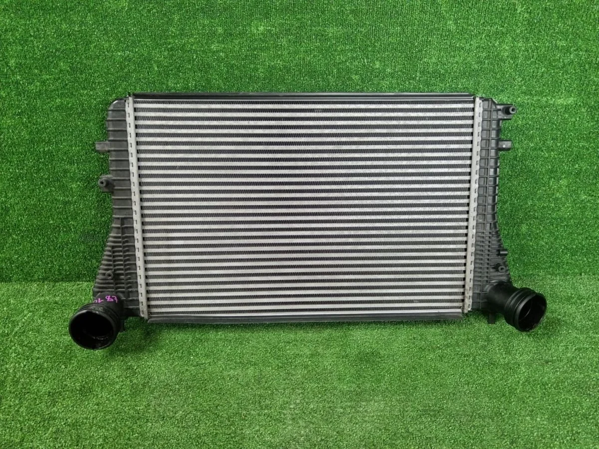 Радиатор интеркулера Volkswagen Scirocco III (2008—2014)