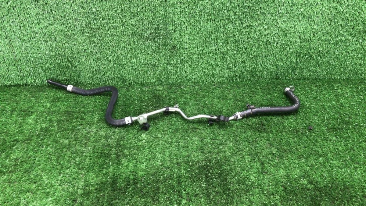 Трубка вентиляционная Audi A4 B8 (2007—2012)