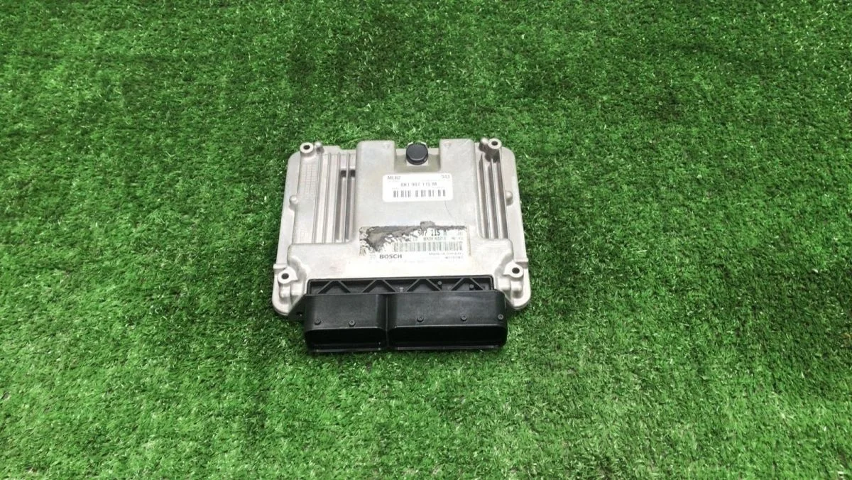 Блок управления двигателем CDH Audi A4 B8 (2007—2012)