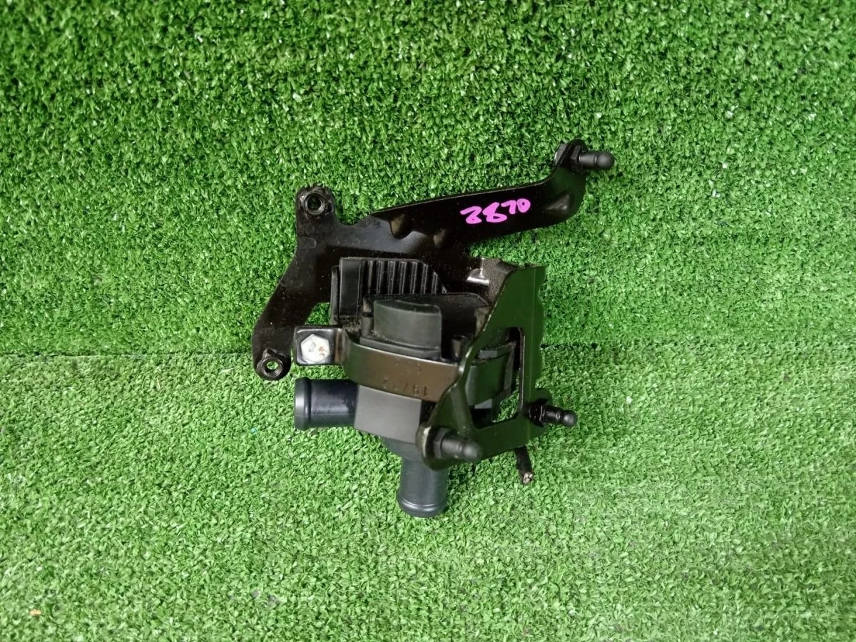 Дополнительный насос системы охлаждения Audi A6 C7 (2011—2014)