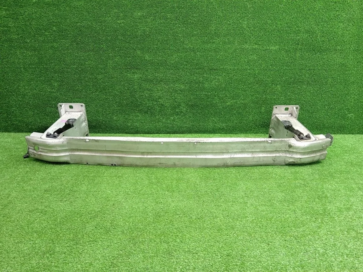 Усилитель бампера передний Audi A4 B8 A5 8T Audi A4 Allroad Quattro B8 (2009—2011)