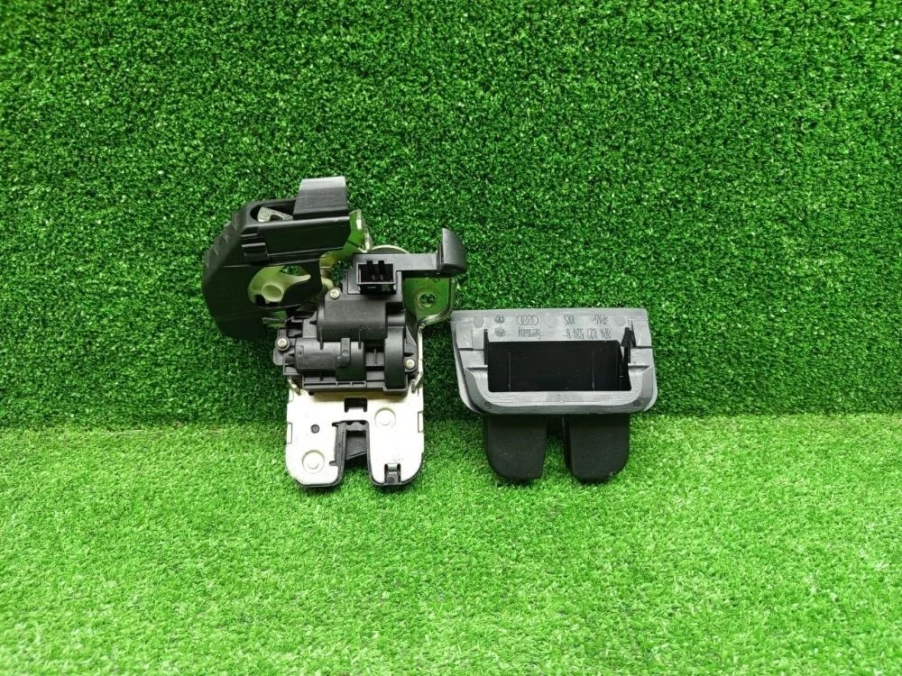 Замок крышки багажника Audi A3 8P рестайлинг 2 (2008—2013)