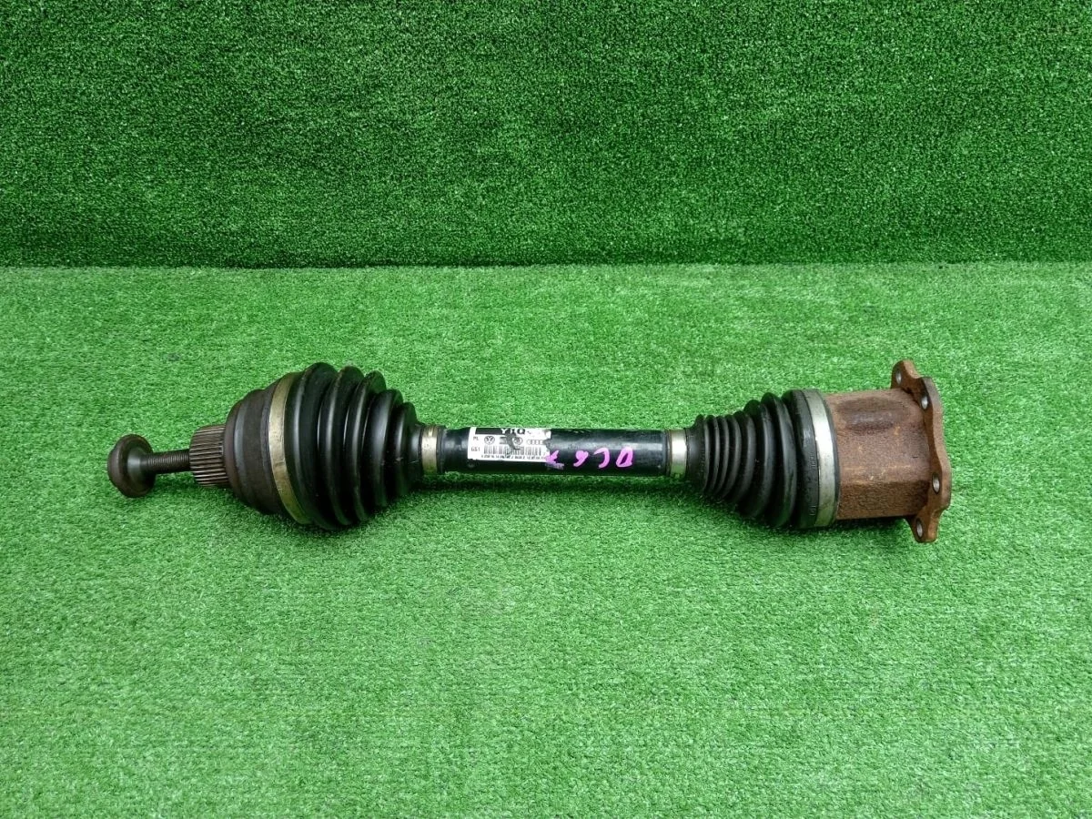 Привод передний 8K0407271Q Audi S4 B8 (2008—2011)