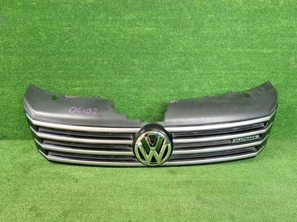 Решетка радиатора Volkswagen Passat B7 (2010—2015)