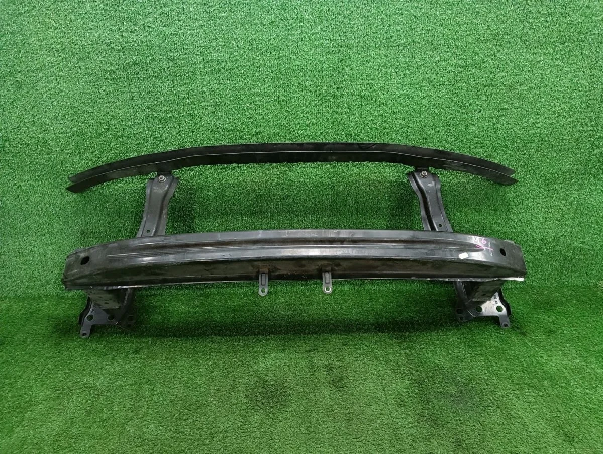 Усилитель бампера передний Volkswagen Passat B6 (2005—2010)