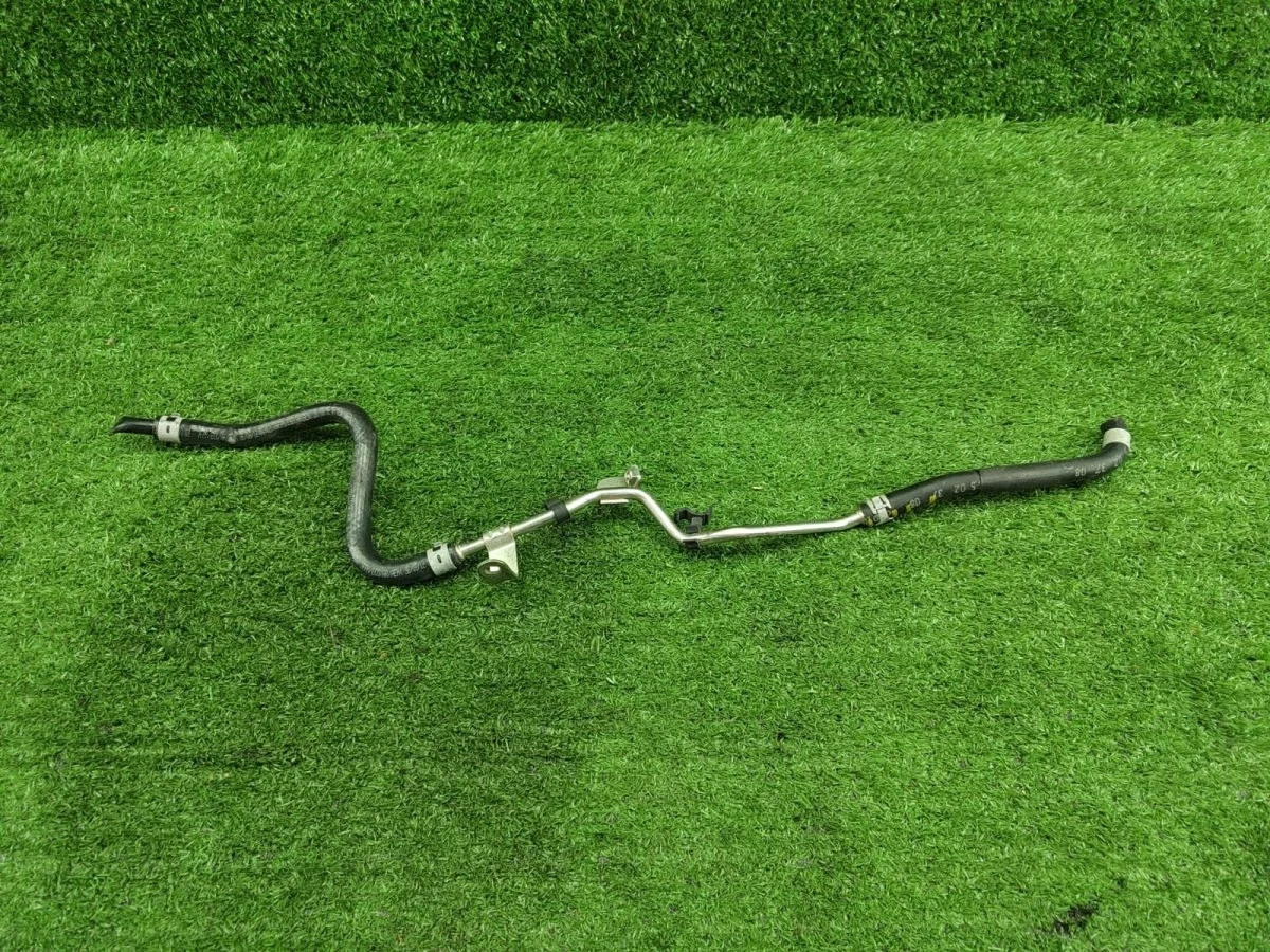 Трубка вентиляционная Audi A4 B8 (2007—2012)