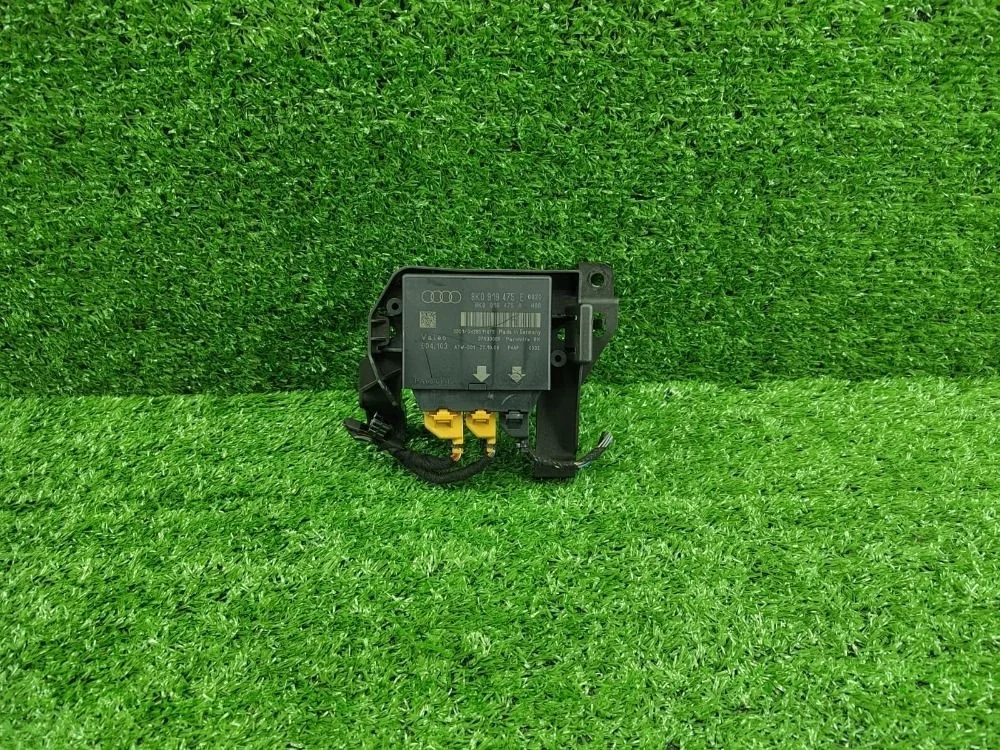 Блок управления парктроником Audi A4 B8 (2007—2012)