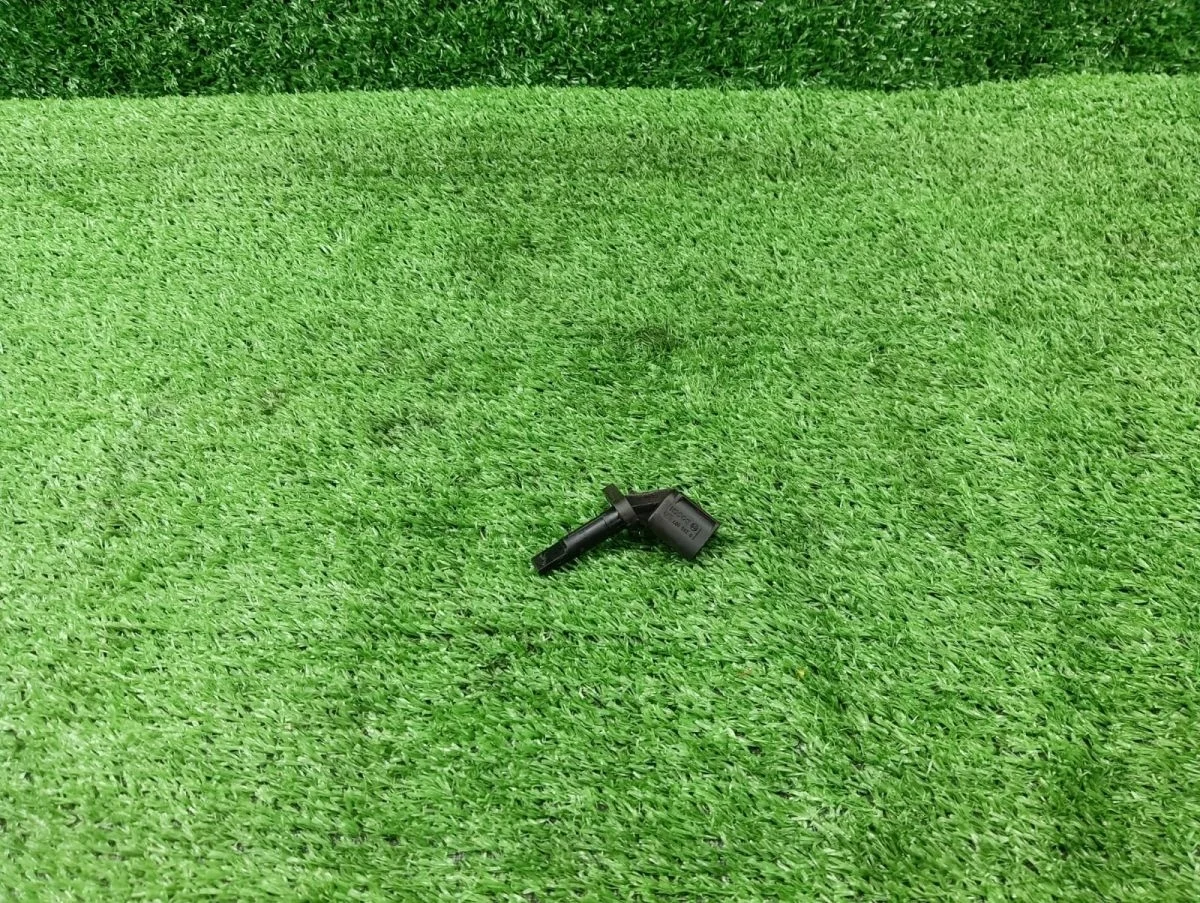 Датчик ABS левый Audi Q5 I (2008—2012)