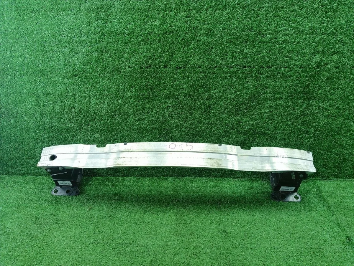 Усилитель бампера передний Audi A3 8P рестайлинг 2 (2008—2013)