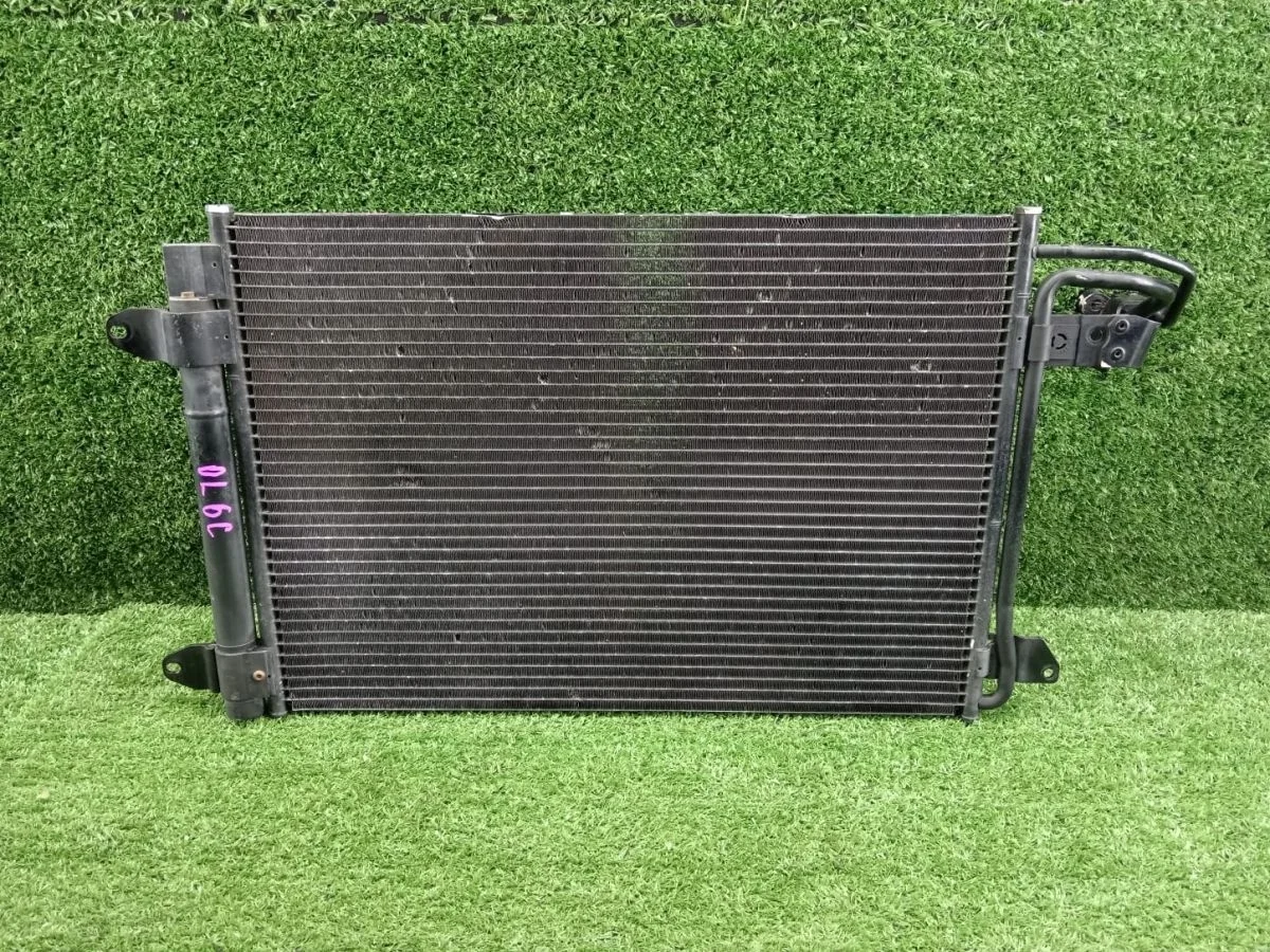Радиатор кондиционера Audi A3 8P Audi S3 8P рестайлинг 2 (2008—2012)