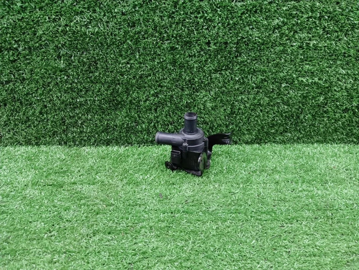 Дополнительный насос системы охлаждения Audi A5 I рестайлинг (2011—2016)