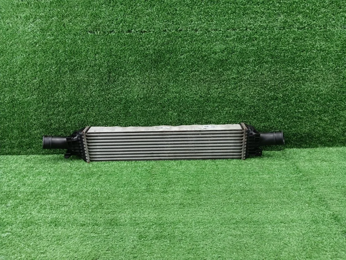 Радиатор интеркулера Audi A4 B8 A5 8T Audi A5 I (2007—2011)