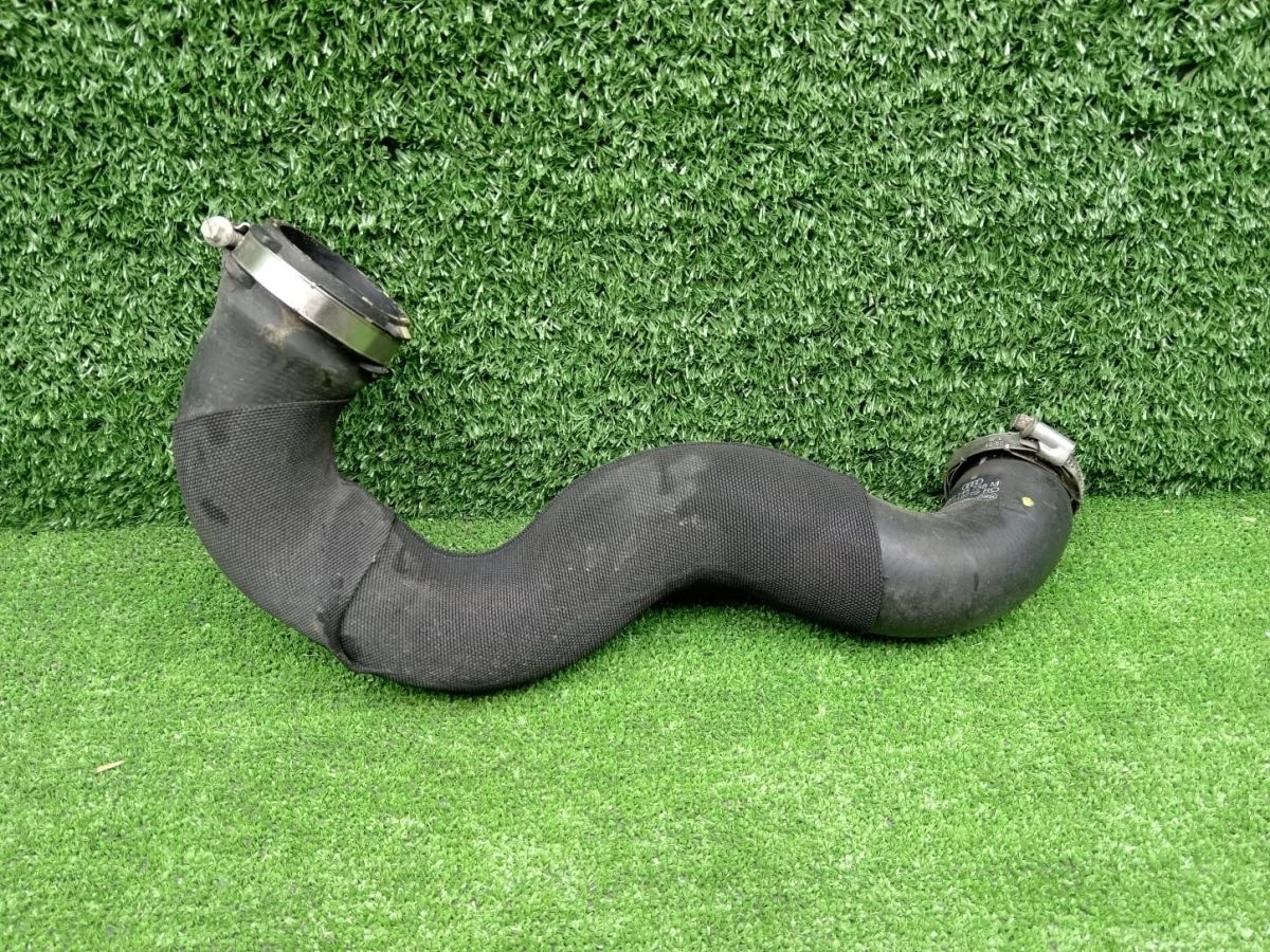 Патрубок интеркулера правый 8K0145738M Audi A4 Allroad Quattro B8 (2009—2011)