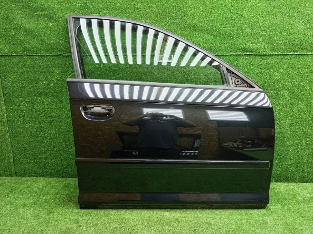 Дверь передняя правая Audi A3 8P рестайлинг 2 (2008—2013)
