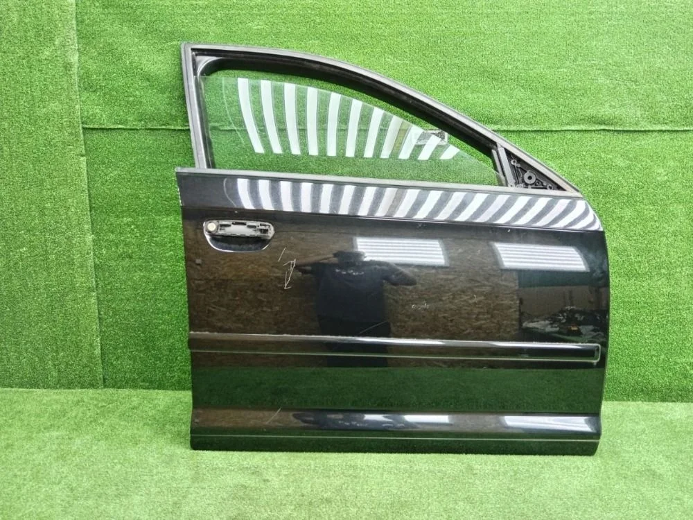 Дверь передняя правая Audi A3 8P рестайлинг 2 (2008—2013)