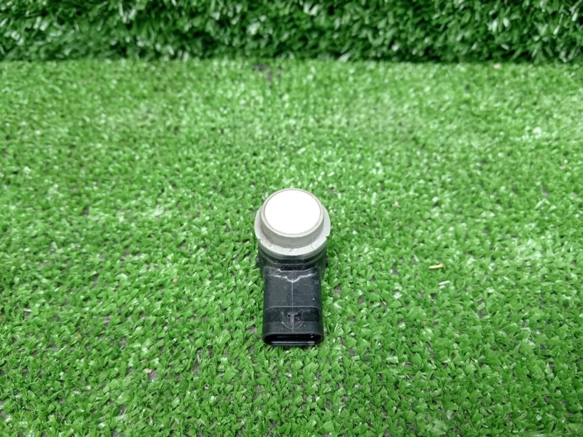 Датчик парктроника Audi Q3 I (2011—2014)