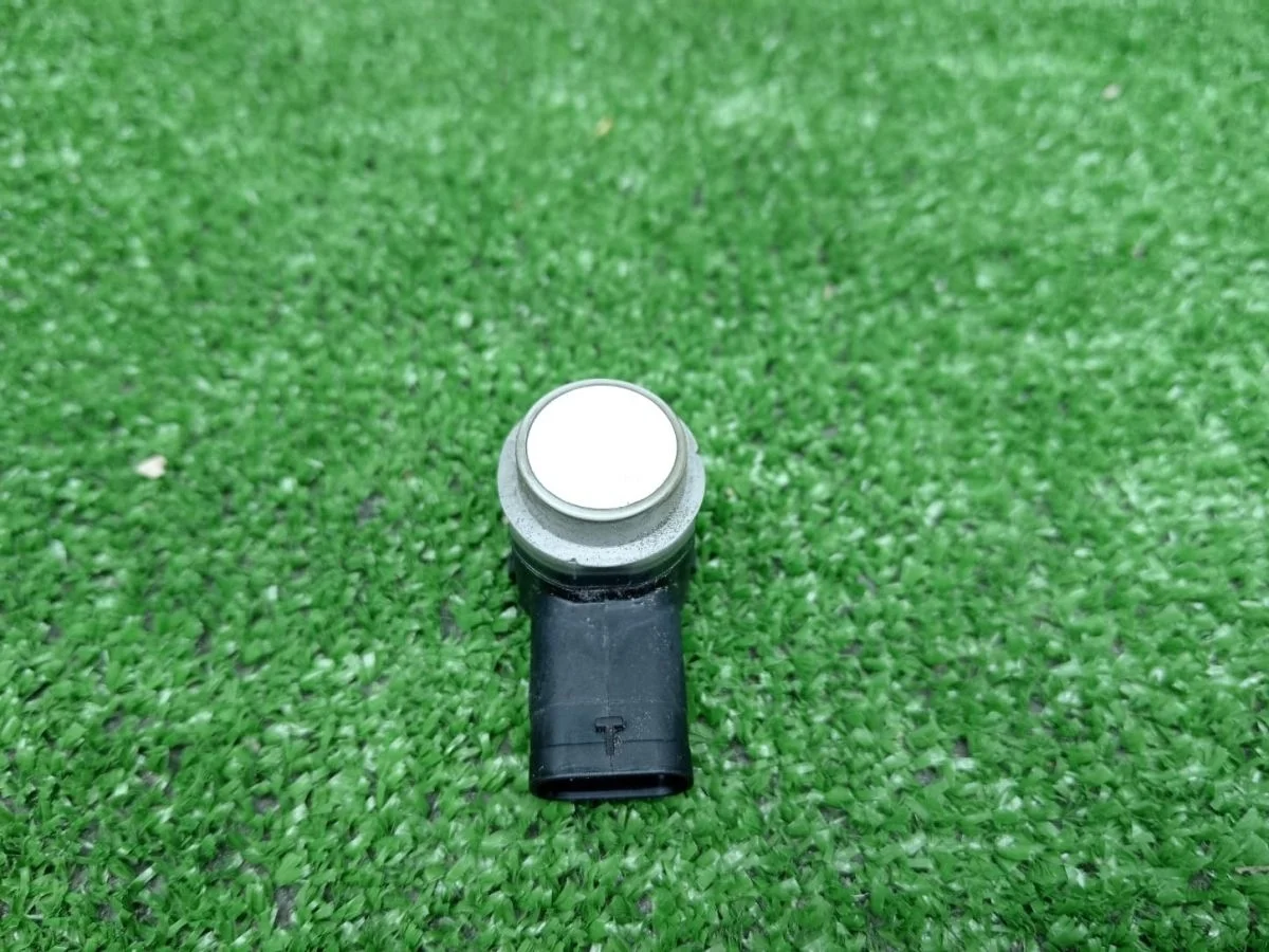 Датчик парктроника Audi Q3 I (2011—2014)