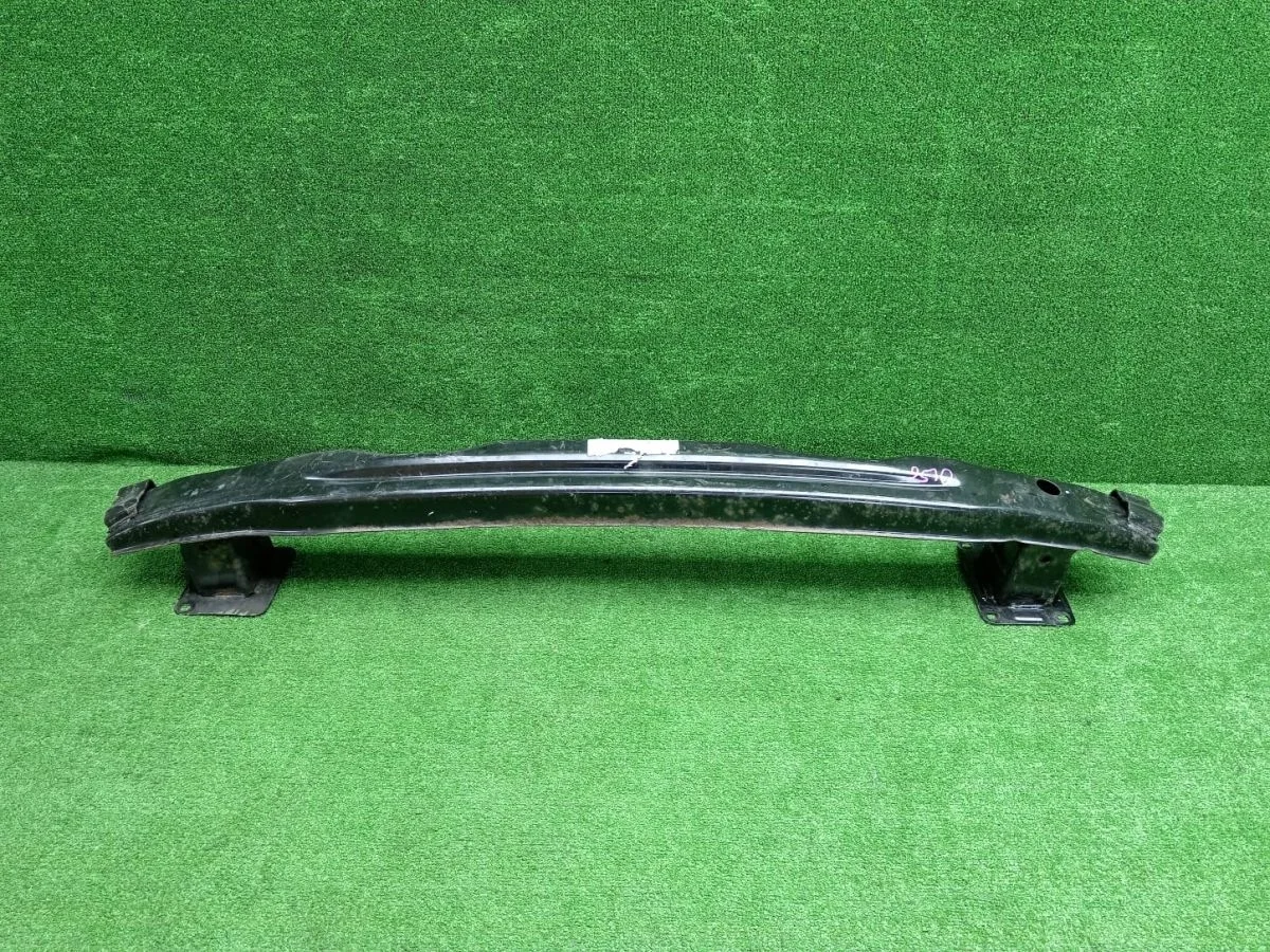 Усилитель заднего бампера Audi Q3 I (2011—2014)