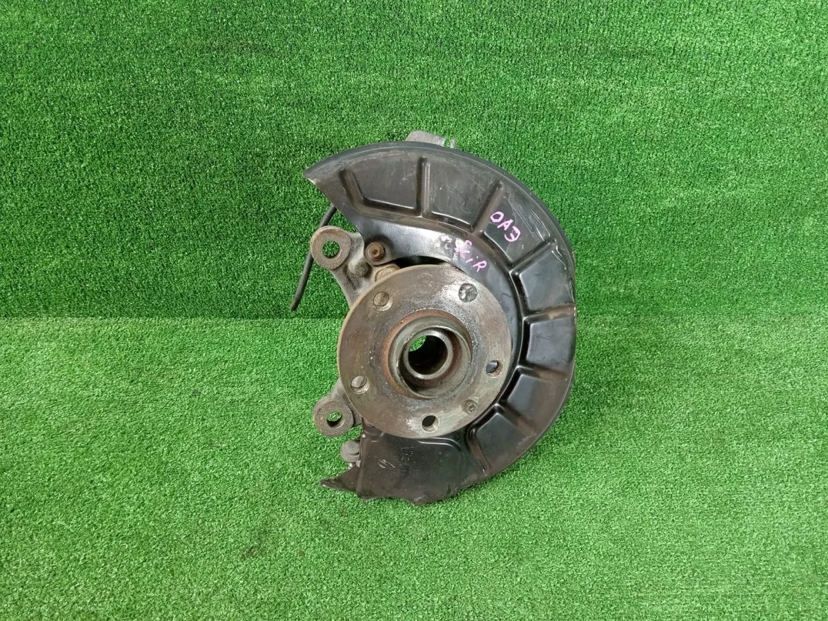 Кулак поворотный передний левый Volkswagen Scirocco III (2008—2014)