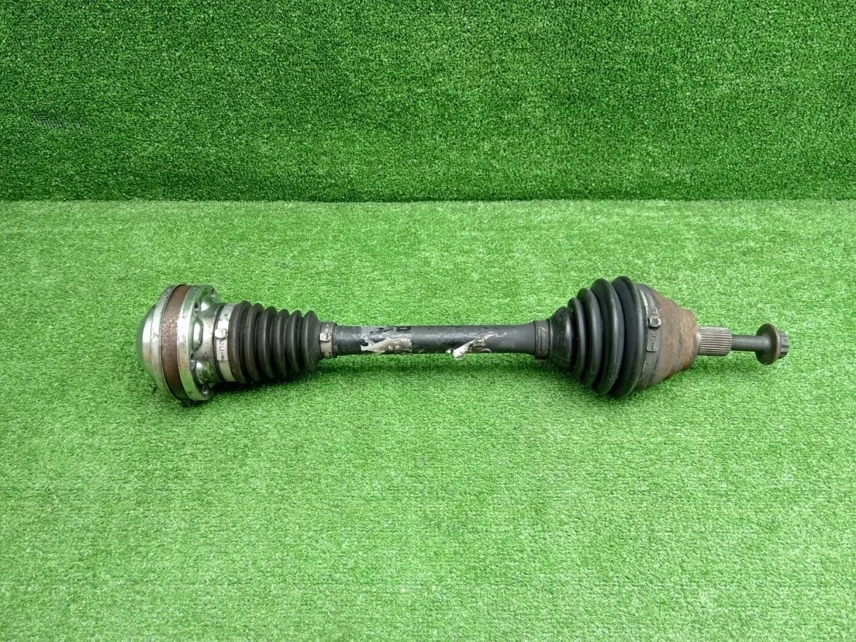 Привод передний левый Volkswagen Scirocco III (2008—2014)