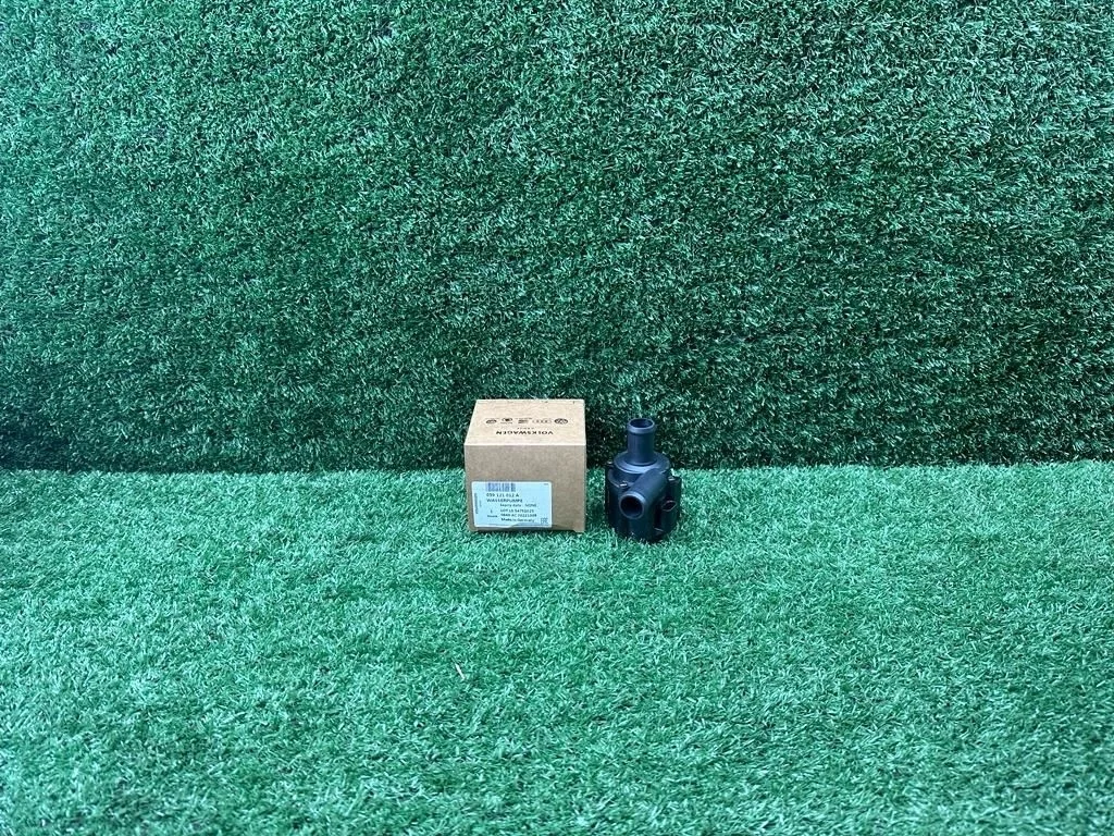 Дополнительный насос системы охлаждения Audi A6 C6 (2004—2008)