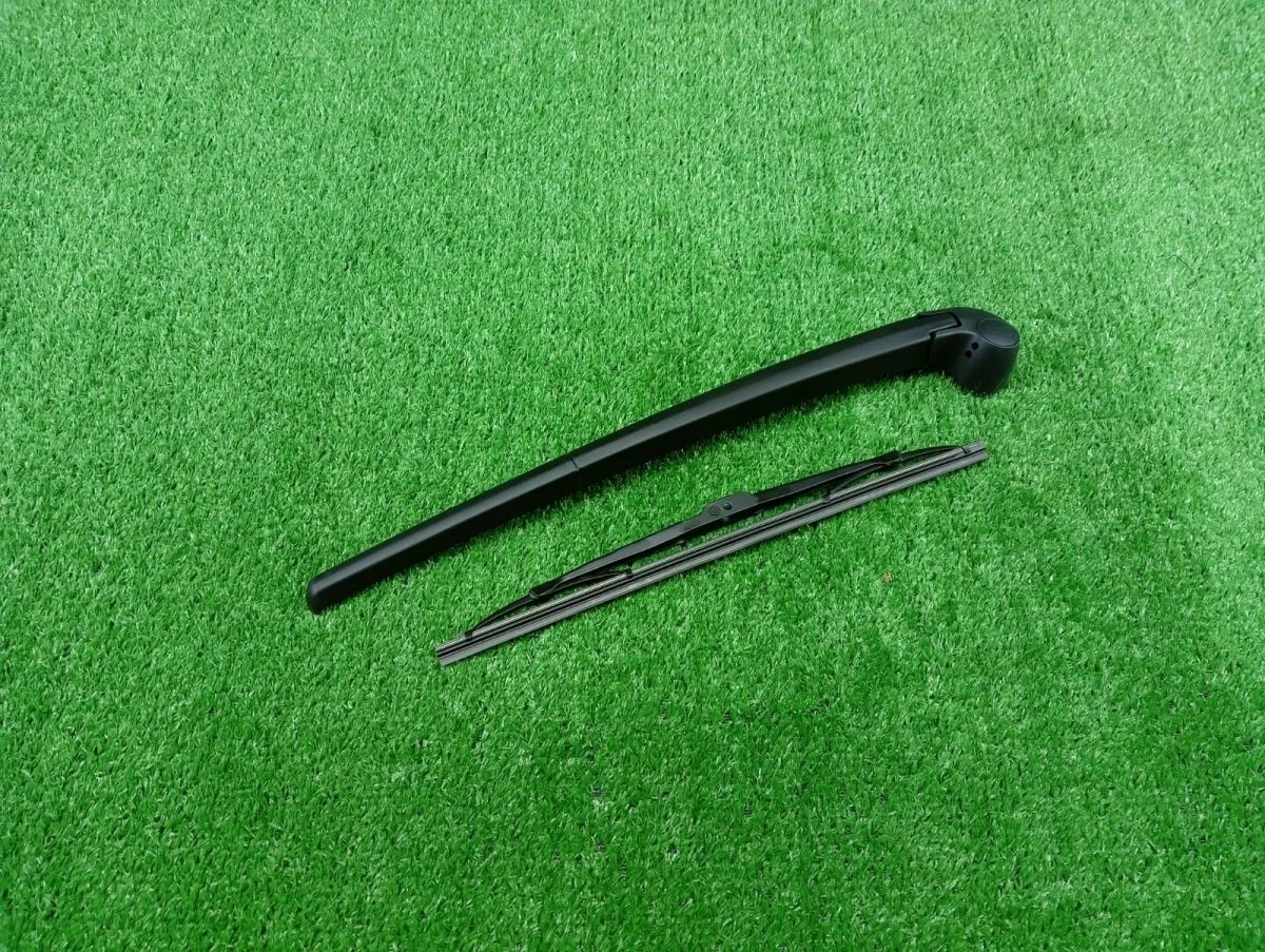 Поводок заднего стеклоочистителя Audi A3 8P Audi A3 8P рестайлинг 2 (2008—2013)