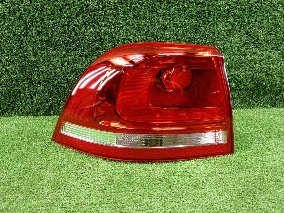 Фонарь задний левый VW  Touareg 2 NF 2011-2014 Volkswagen Touareg II (2010—2014)