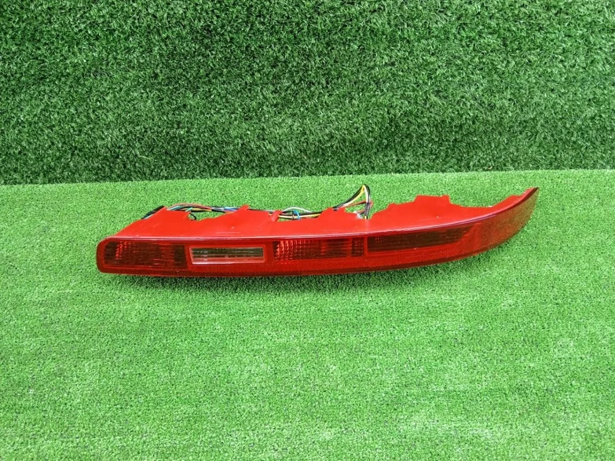 Фонарь в бампер правый Audi Q7 2006-2015 Audi Q7 4L (2005—2009)