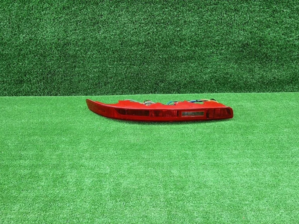 Фонарь в бампер левый Audi Q7 2006-2015 Audi Q7 4L (2005—2009)