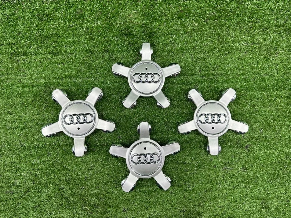 Колпачки литых дисков Ауди копплект 4 шт. 8R0601165 Audi Q5 I (2008—2012)