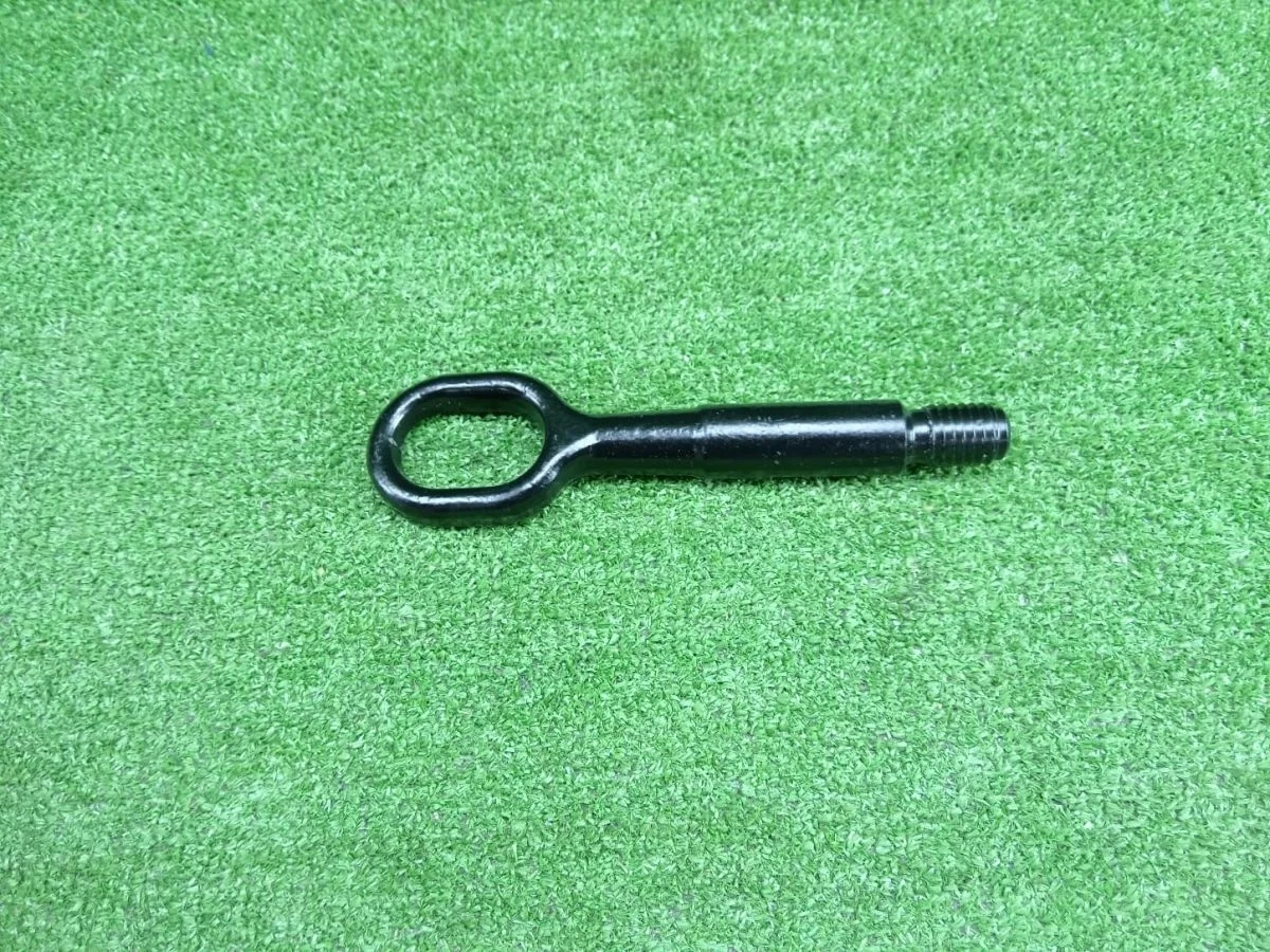 буксировочный крюк1 Audi A4 B8 (2007—2012)