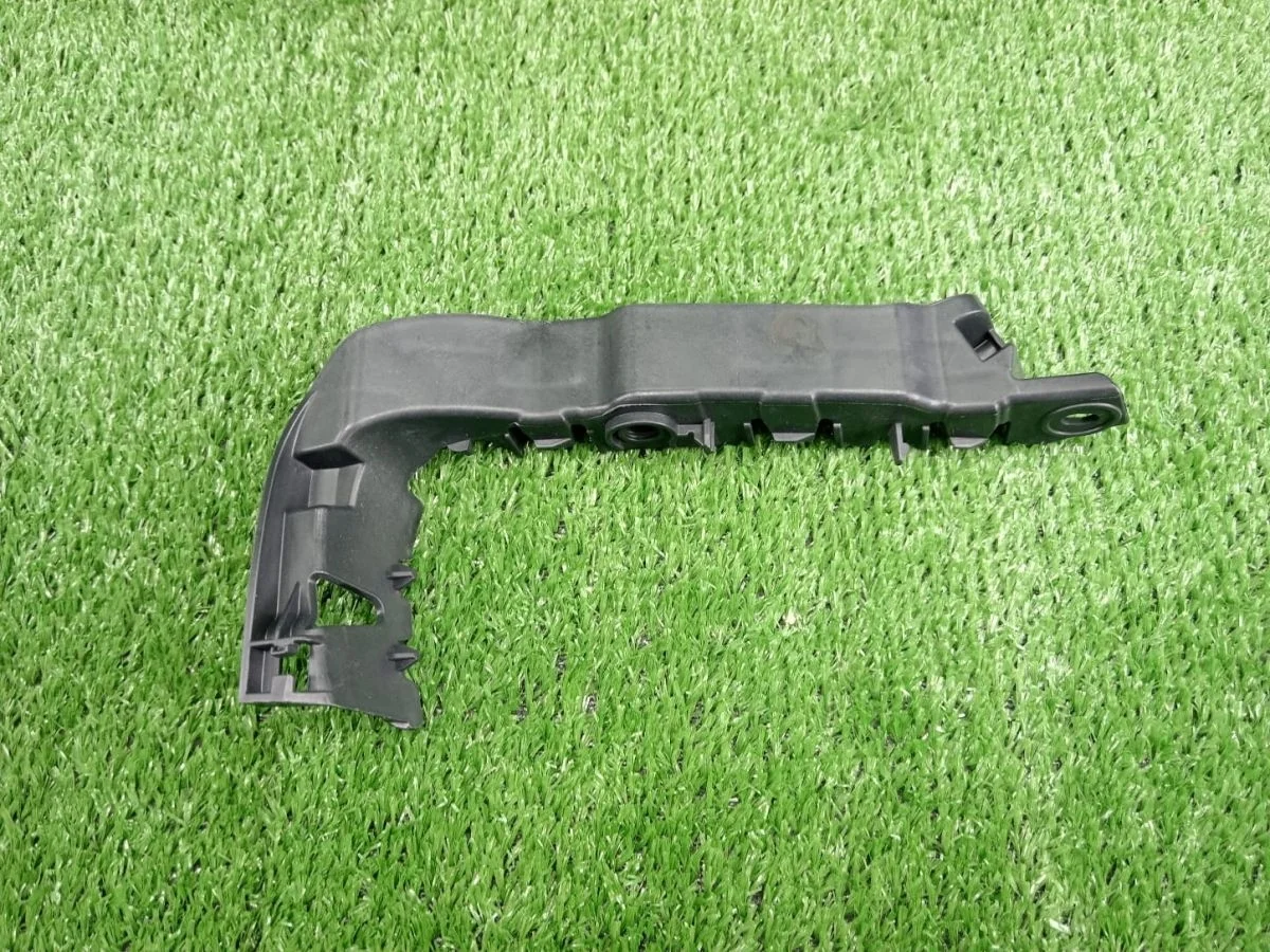 Кронштейн крепления бампера левый Audi A3 S3 8V Sedan Audi A3 8V (2012—2016)