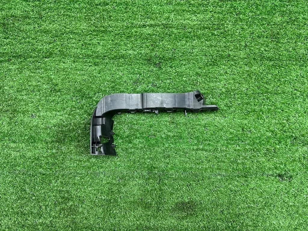 Кронштейн крепления бампера левый Audi A3 S3 8V Sedan Audi A3 8V (2012—2016)