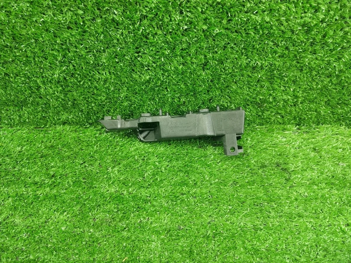 Крепление бампера переднего левое Audi A6 C7 Audi A6 C7 (2011—2014)