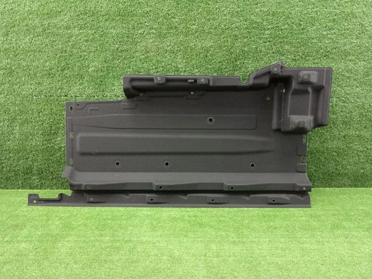 Защита днища левая Audi Q5 8R Audi Q5 I (2008—2012)