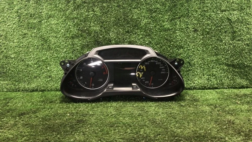 Спидометр (панель приборов) Audi A4 B8 (2007—2012)
