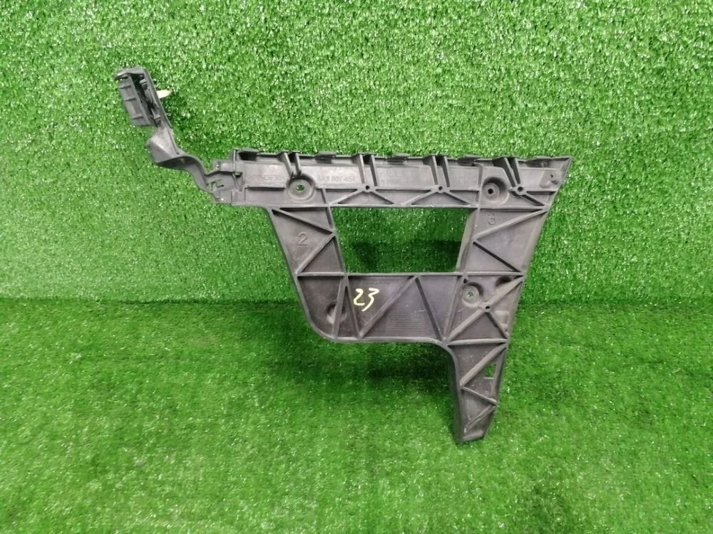 Крепление заднего бампера правое Audi A4 B8 (2007—2012)