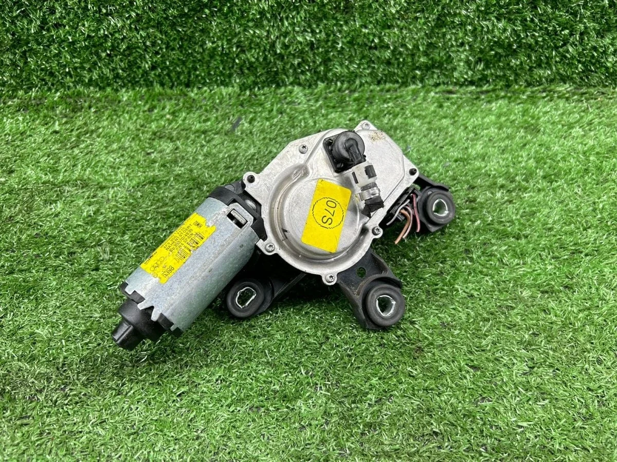 Моторчик заднего стеклоочистителя Audi A4 B8 (2007—2012)