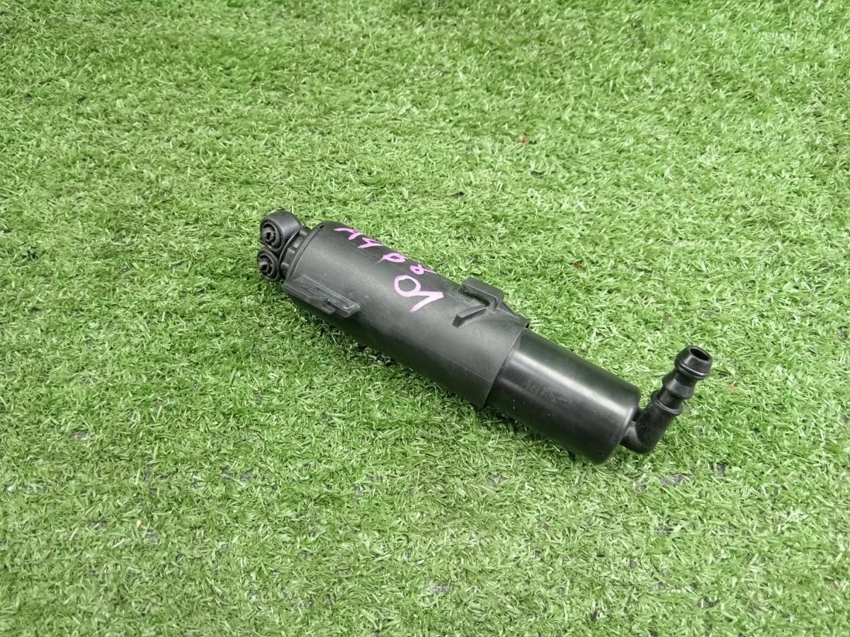 Форсунка омывателя фары левая Audi A4 Allroad Quattro B8 (2009—2011)