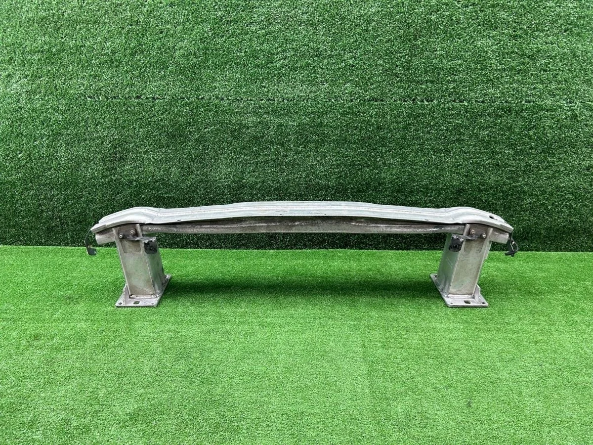 Усилитель бампера передний Audi A4 B8 (2007—2012)