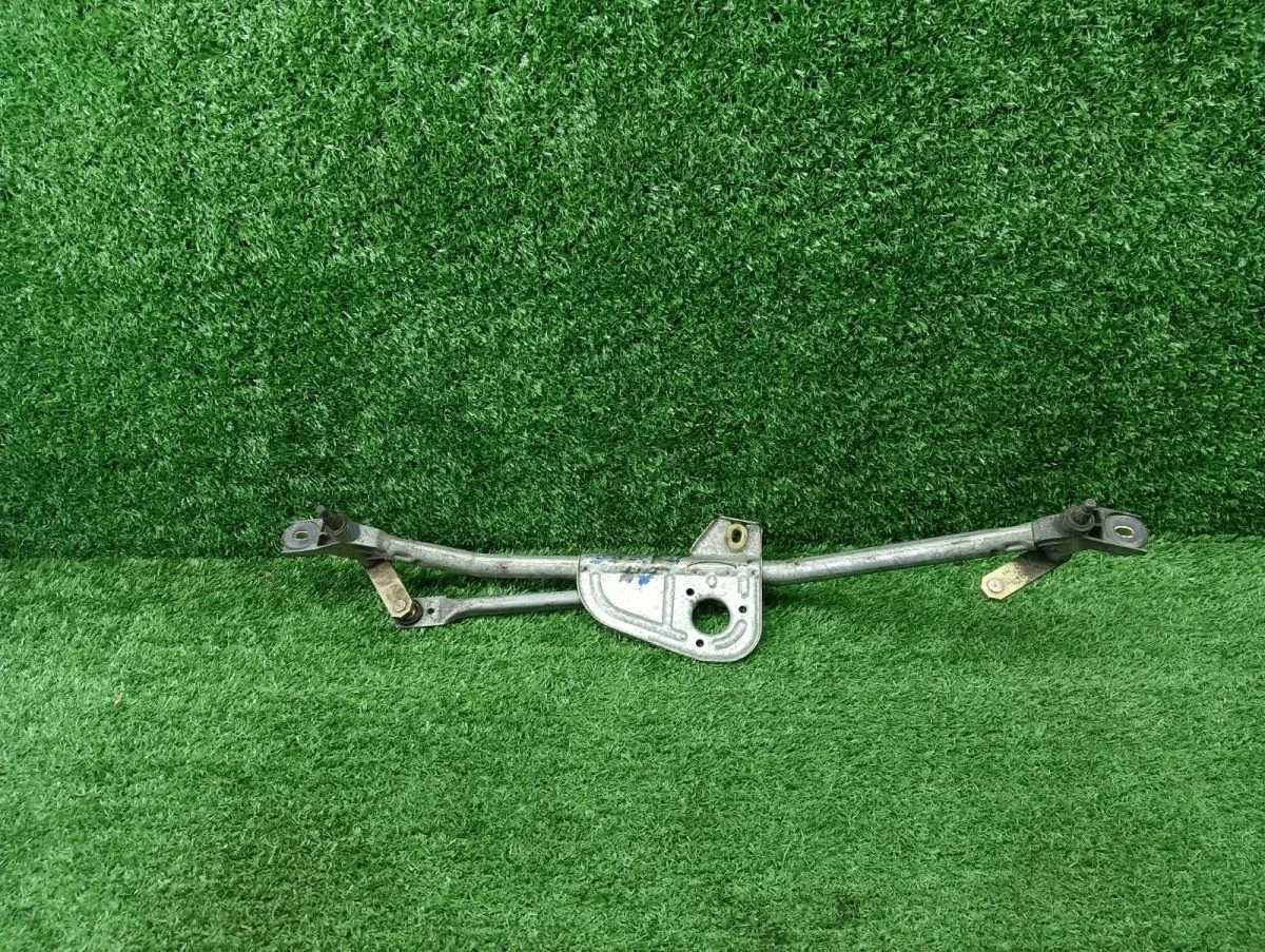 Трапеция дворников Audi A4 B5 рестайлинг (1999—2001)