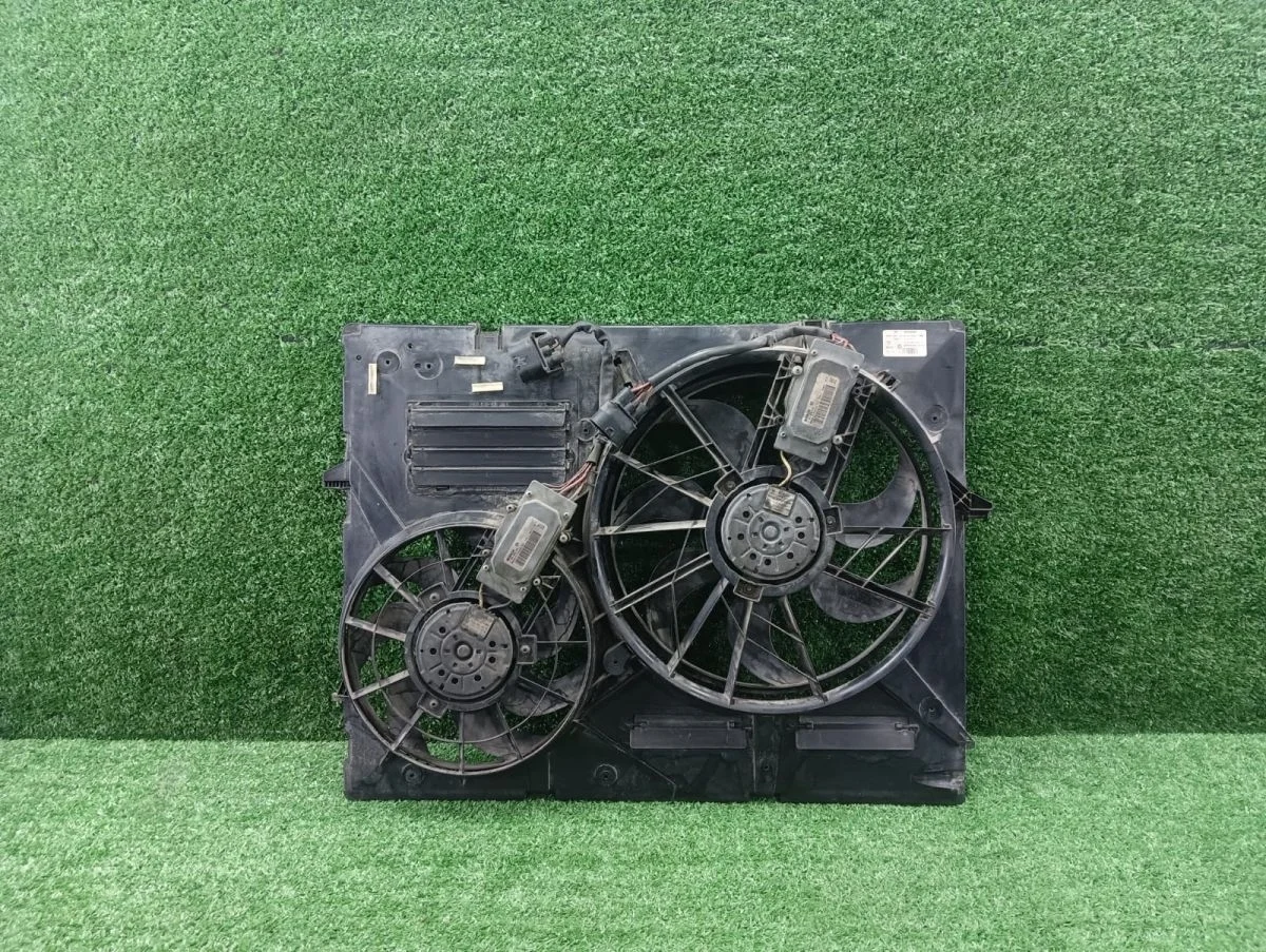 Диффузор радиатора Volkswagen Touareg I рестайлинг (2006—2010)