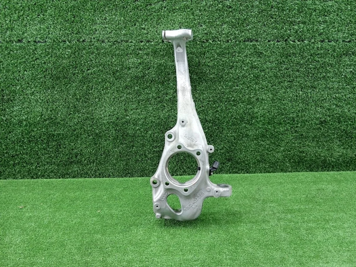 Кулак поворотный правый Audi A4 A5 A6 A7 Q5 рест Audi A6 C7 (2011—2014)