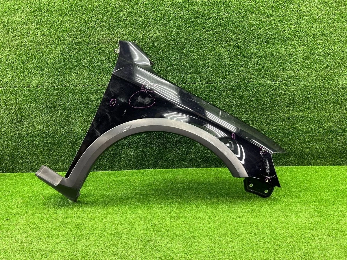 Крыло переднее правое Volkswagen Passat B7 (2010—2015)