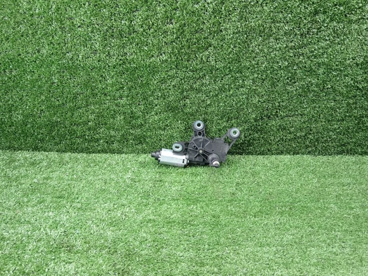 Моторчик стеклоочистителя задний Audi Q5 I (2008—2012)