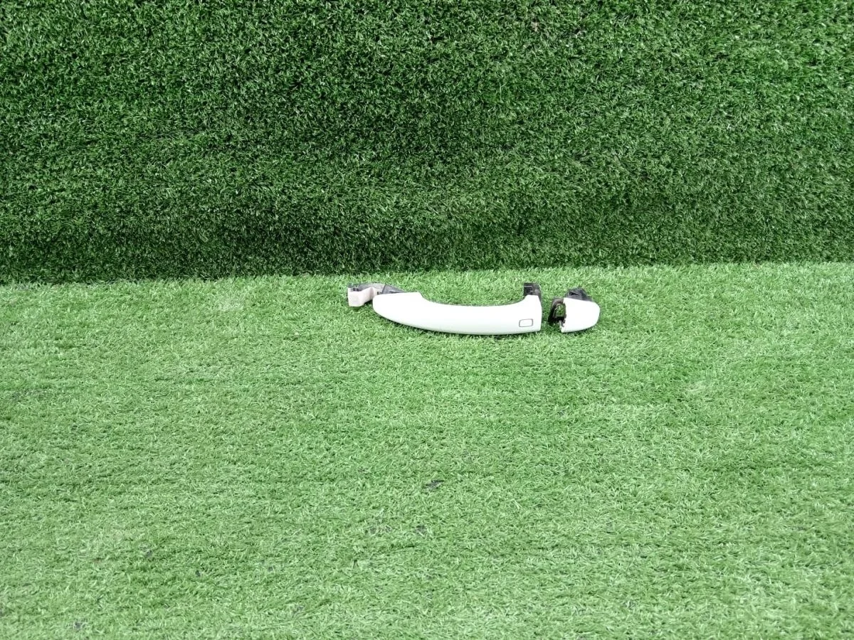 Ручка двери внешняя Audi Q5 I (2008—2012)