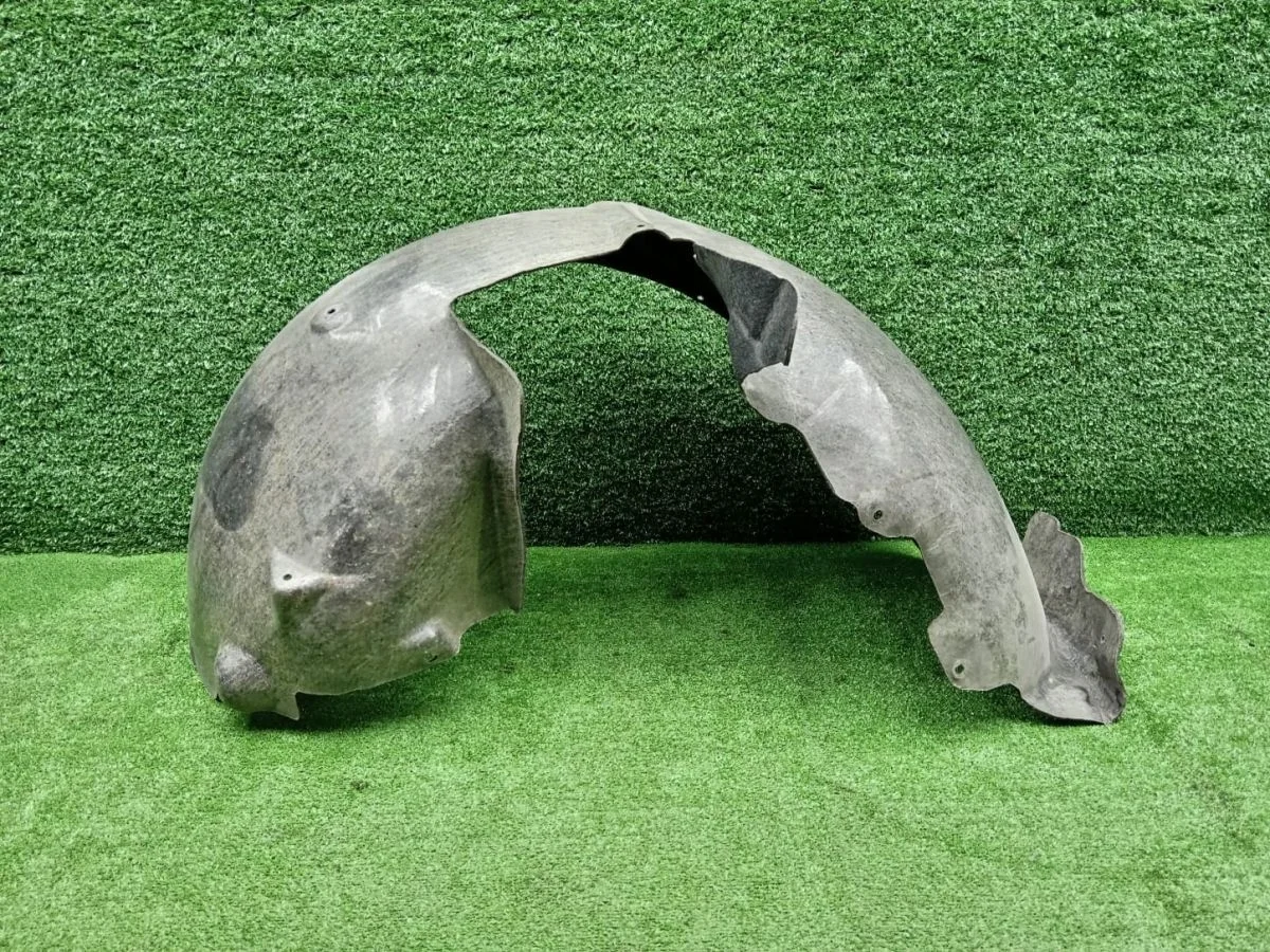 Подкрылок передний правый Audi TT 8J (2006—2010)